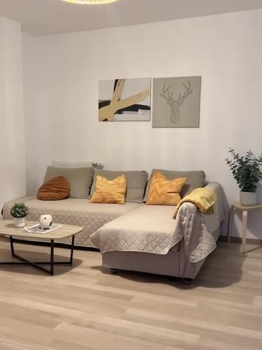 Appart Charme Contemporain et Balcon Verdoyant à Bois-Colombes