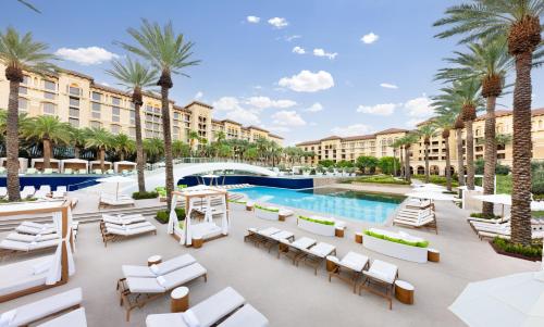 an image of the pool at the resort at Green Valley Ranch Resort Spa Casino in Las Vegas