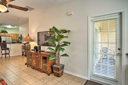 Quiet Disney Condo w/ Balcony ~ 2 Miles to Disney World! photo 8