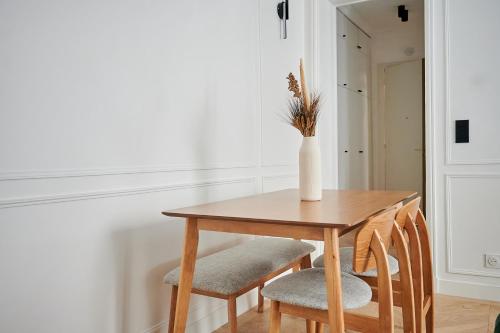 Luxury apartment 1min from Eiffel Tower