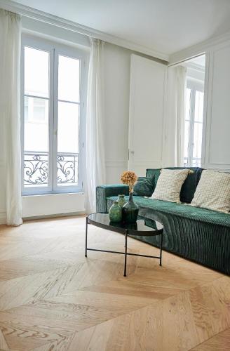 Luxury apartment 1min from Eiffel Tower