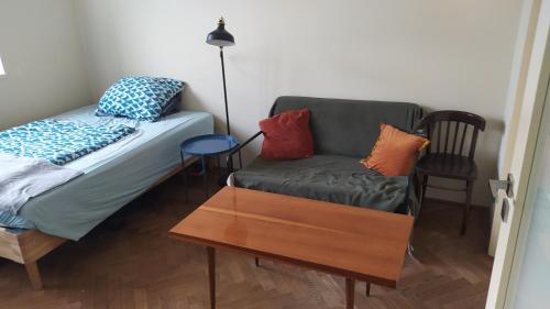 Spacious Rooms in Prague 6 near center