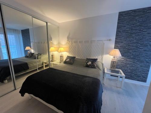 Appartement T3 en bord de mer avec balcon, WIFI et parking sécurisé