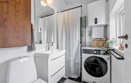 Φωτογραφία από το άλμπουμ του Amazing Home In Ebeltoft With Wifi σε Ebeltoft