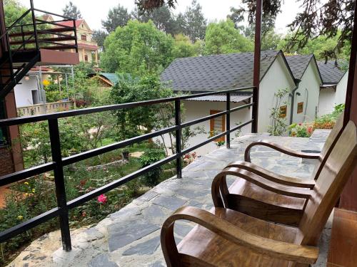 Balkoni atau teres di Bac Ha Legend Home