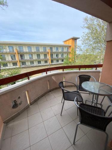 Μπαλκόνι ή βεράντα στο Héli apartman