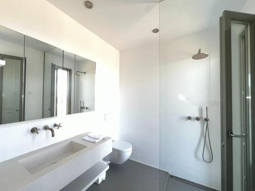 Kúpeľňa v ubytovaní Villa Serene Milos