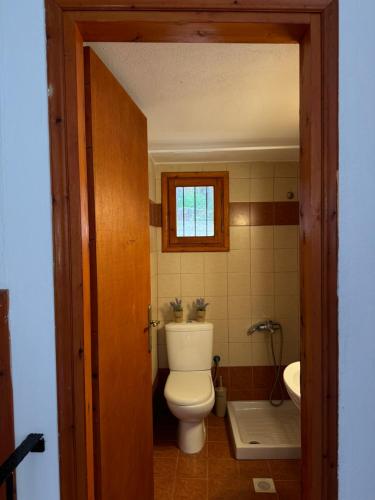 Ένα μπάνιο στο Maro's house