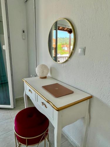 White Dream Apartment