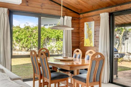 Fotografie z fotogalerie ubytování Pauanui Beach House Suntrap v destinaci Pauanui
