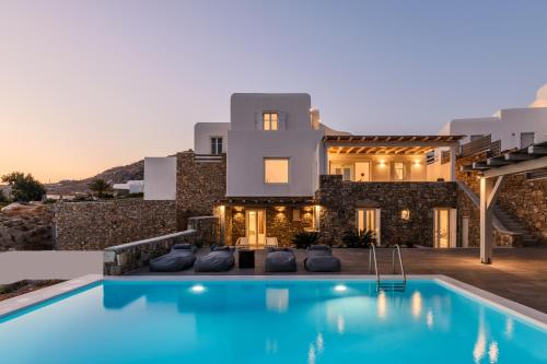 Villa Angelika/Pink Pelikan by the beach