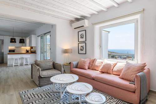 Villa Angelika/Pink Pelikan by the beach