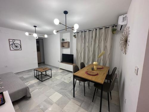Welcome home Málaga, 5 personas y 2 baños, Centro
