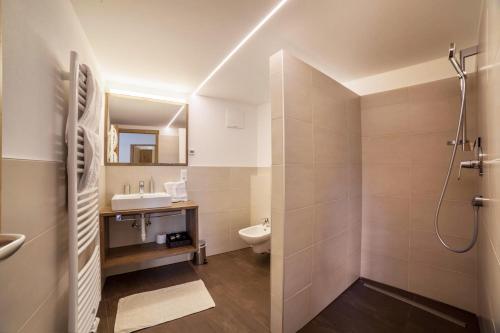 Ένα μπάνιο στο Flatschhof - Apartment Cevedale
