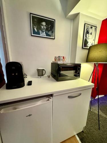 Expérience cinéma immersif dans appartement près de Montmartre