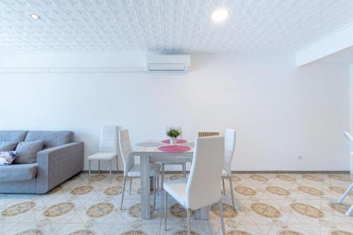 Basic Comfort Apartamento Port Emporda 0195 con terraza
