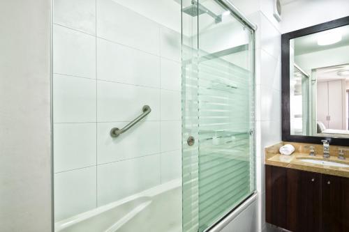 Ένα μπάνιο στο Upper Pardo Apartments