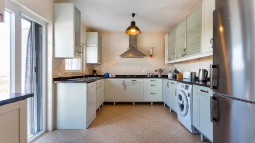 Ursinho by Algarve Villa Holidays