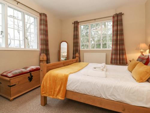Postel nebo postele na pokoji v ubytování Larch Cottage at Esthwaite Water