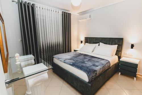 Enzo Apartment Sarande