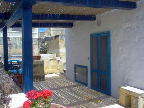 Fotografie z fotogalerie ubytování Ta'Giannmarie Farmhouse.Traditional farmhouse with large private pool. v destinaci Għajn Melel