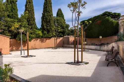 Giardino di charme logement piscine terrasse