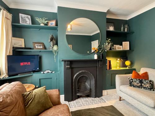 Televisyen dan/atau pusat hiburan di Stylish and Cosy stay in the Heart of Malton