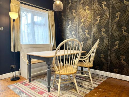 Ruang duduk di Stylish and Cosy stay in the Heart of Malton