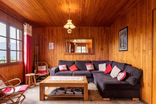 Χώρος καθιστικού στο Chalet de Charme avec vue spendide