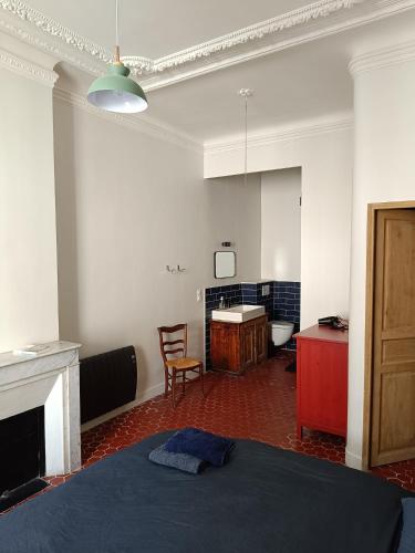 Chambre d'hôtes 2 pers - Maison partagée avec jardin et terrasse près de la Friche de la Belle de mai