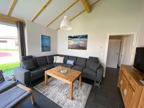 Ferienhaus in Nordseenähe mit Garten und Terrasse, Butjadingen (updated