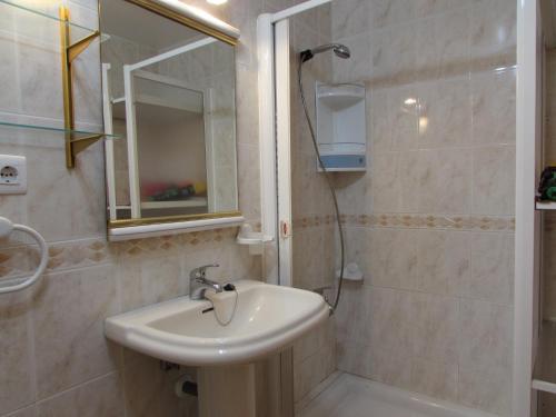 a bathroom with a sink and a shower at CABO DE GATA HOME AND BEACH in El Cabo de Gata
