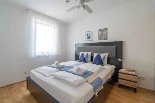 Urban 1BR Retreat, Easy City Link by HM