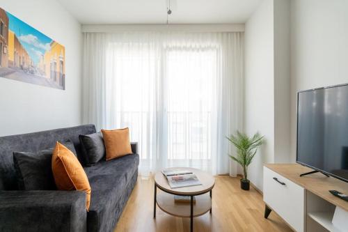 Urban 1BR Retreat, Easy City Link by HM