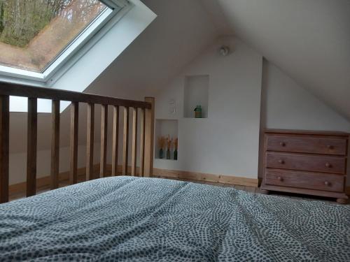 Ένα ή περισσότερα κρεβάτια σε δωμάτιο στο La grange