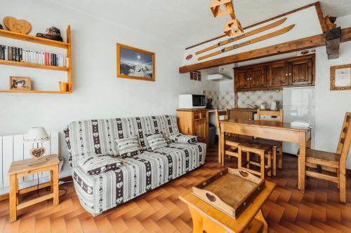 O zonă de relaxare la Bon Nant furnished flat