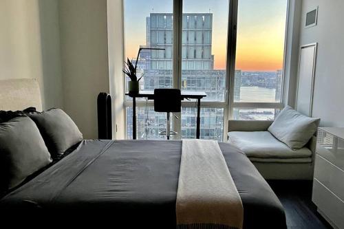 Ліжко або ліжка в номері Skyline vie, Luxury, Quiet 1br