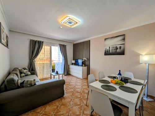 Comfortable 2-Bedroom Duplex in Playa Paraiso with Ocean View, Balcony, and Shared Pool