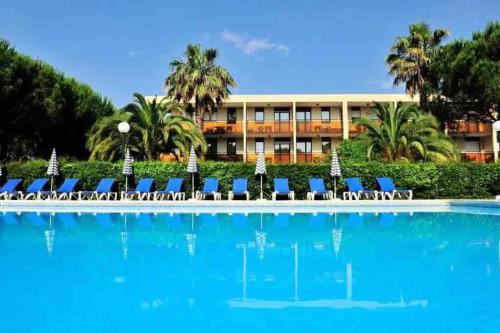 Mandelieu / Appartement Climatisé 4 prsn / Piscine