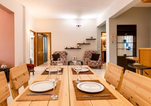 Big spacious apartment in the heart of the city!