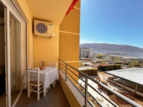 Beachside Bliss Bright Apartment Steps from the Beach