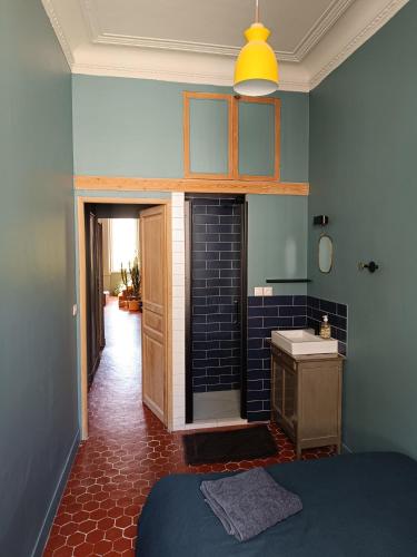 Chambre d'hôte 1 pers - Maison partagée avec terrasse et jardin près de la Friche de la Belle de Mai