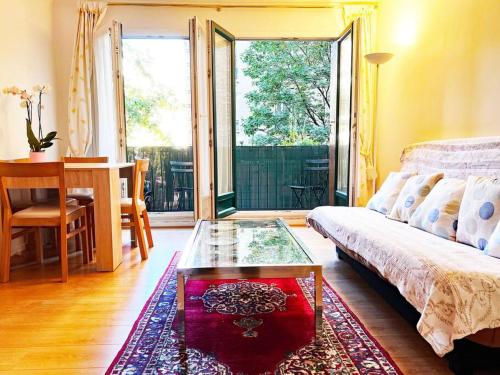 Cozy apartment 70m2 (around 750sqf) in Paris 12