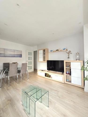 Piso en pleno Centro de Gijón al lado de la Playa 1A139 by R2R Consulting