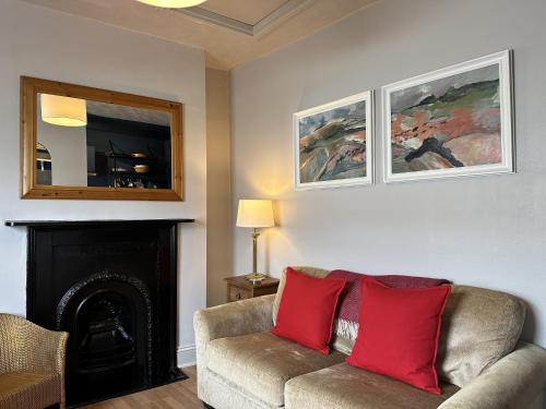 Noble Nooks - Victorian Hideaway at Brighton Station photo 12