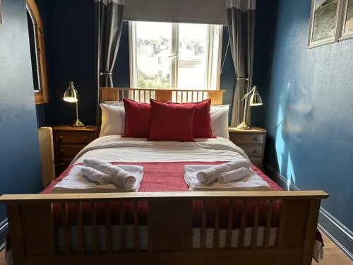 Noble Nooks - Victorian Hideaway at Brighton Station photo 1
