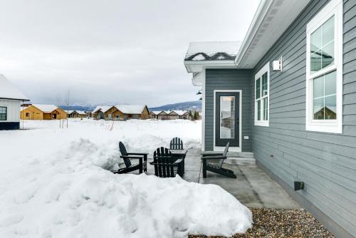 12 Mi to Grand Targhee Resort Modern Driggs Home v zimě
