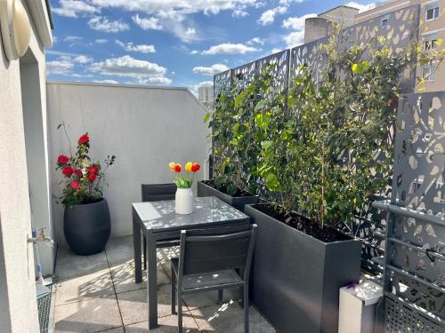 Photo de la galerie de l'établissement 5mn Paris Appartement 3 pièces 70 m2 Métro ligne 7 Station le Kremlin bicetre, au Kremlin-Bicêtre