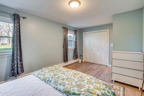 a bedroom with a bed and a window at Apartment Rental 2 Mi to Rockland Lake State Park in Valley Cottage