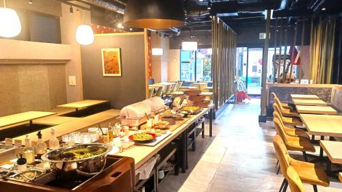 Jídlo v hotelu nebo okolí